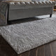 tapis shaggy gris clair salon bonnemaniere